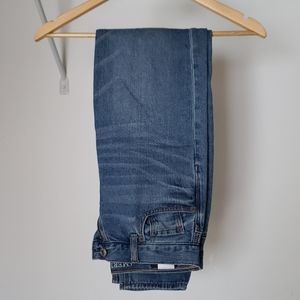 American Eagle high rise mom jean
